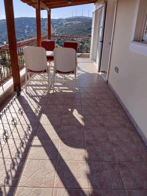Παραθαλασσιο Σπιτι Στην Εξοχη Βίλα Tsakei Εξωτερικό φωτογραφία