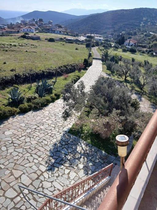 Παραθαλασσιο Σπιτι Στην Εξοχη Βίλα Tsakei Εξωτερικό φωτογραφία