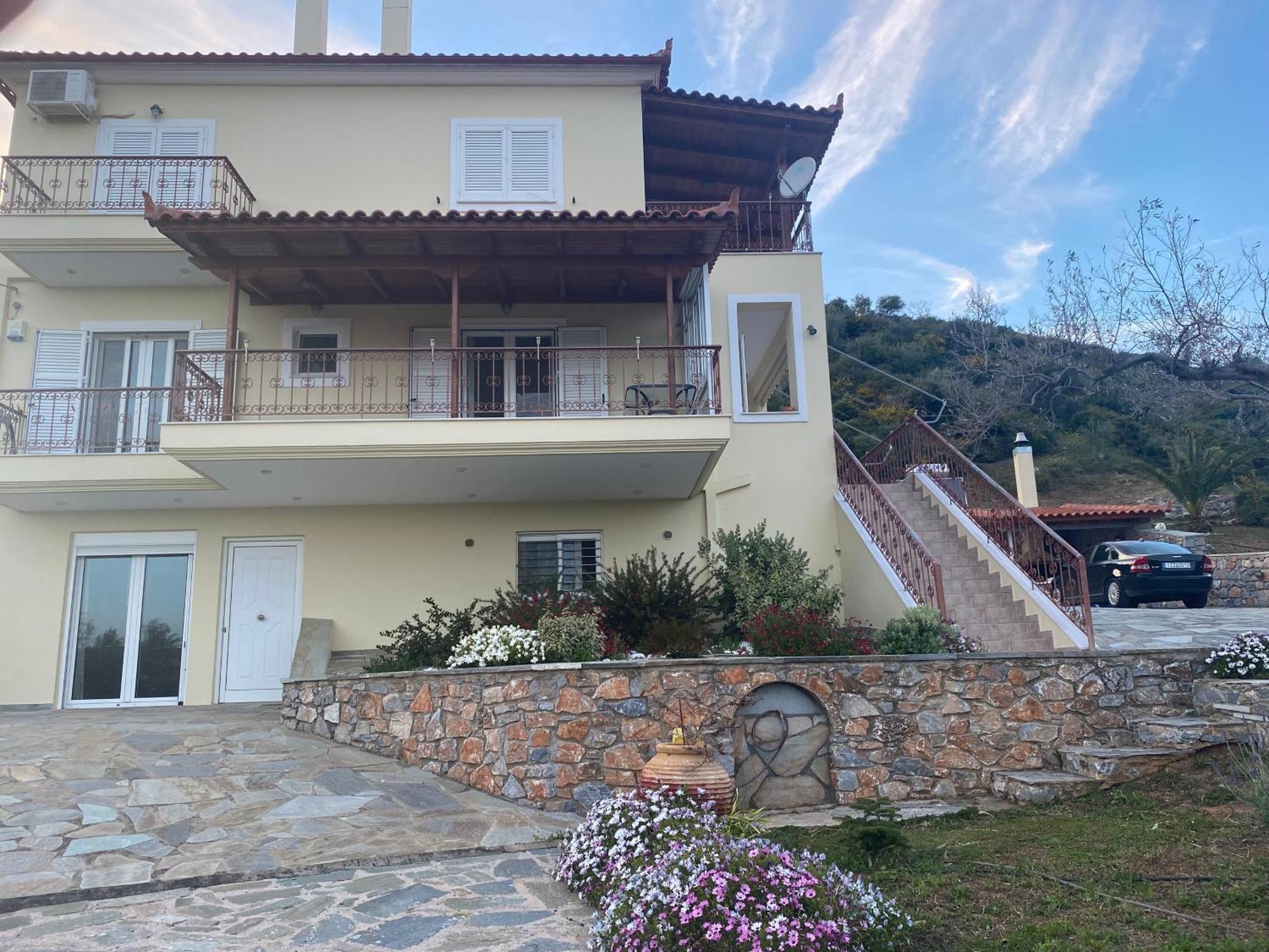 Παραθαλασσιο Σπιτι Στην Εξοχη Βίλα Tsakei Εξωτερικό φωτογραφία